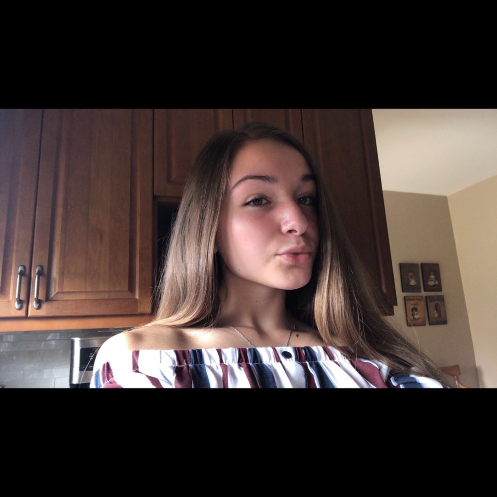 Meet your Posher, Araya